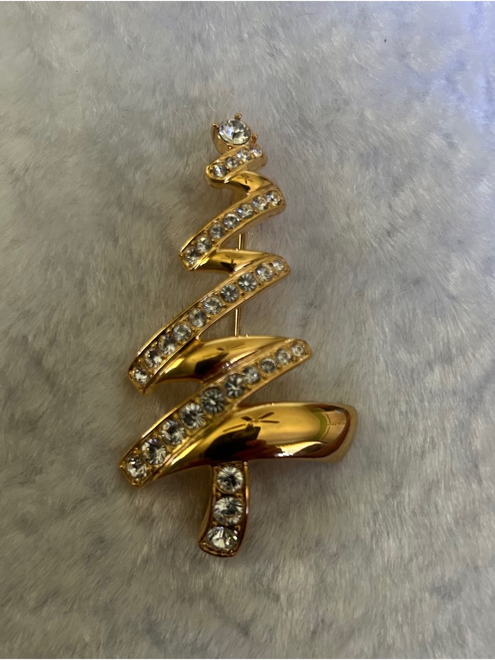 🍀Monet Gold Crystal Spiral Tree Brooch - Elegant Holiday Pin